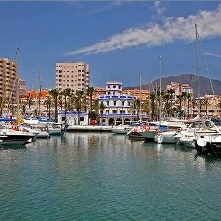 Marina *